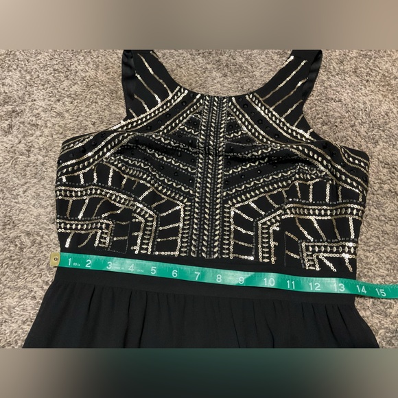 Gianni Bini embroidered & beaded maxi dress. Size 2 - Picture 7 of 7